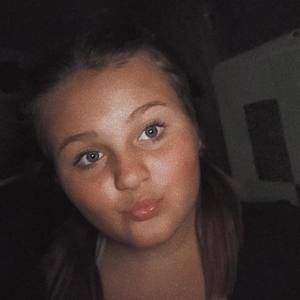 Meet your Posher, Addison